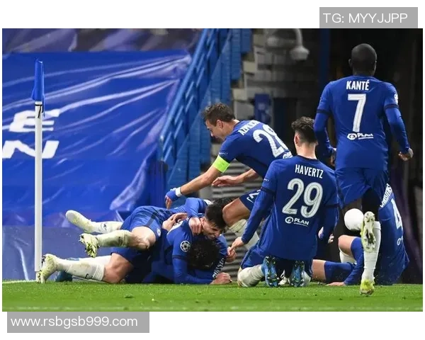 世界杯精彩对决:里昂与曼城战成平局战术解析引发热议 世界杯精彩对决:里昂与曼城战成平局战术解析引发热议