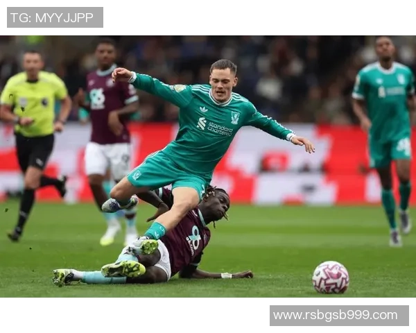 欧冠激战热刺与马竞0比0平点球大战引发争议判罚全场沸腾