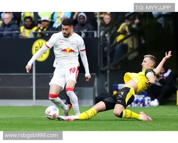 友谊赛激战：多特蒙德小胜莱比锡红牌事件引发全场热议