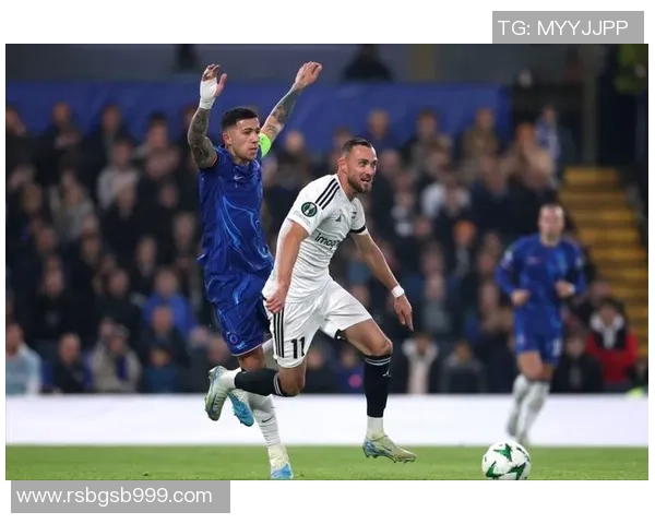 马竞友谊赛小胜切尔西赛场冷门瞬间引发热烈反响 马竞友谊赛小胜切尔西赛场冷门瞬间引发热烈反响