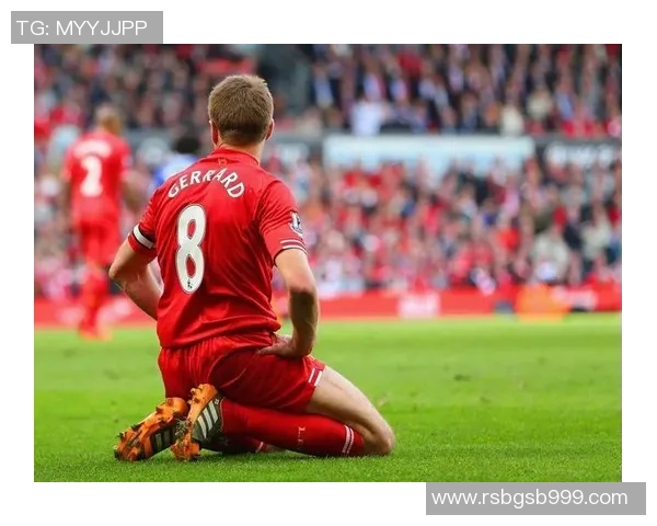 中超经典对决曼联绝杀利物浦全场沸腾瞬间回顾与分析